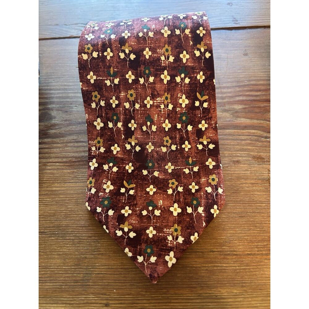 Meeting Street Mens Tie Red Tan Floral 3.75” Silk Designer Made in Italy Necktie